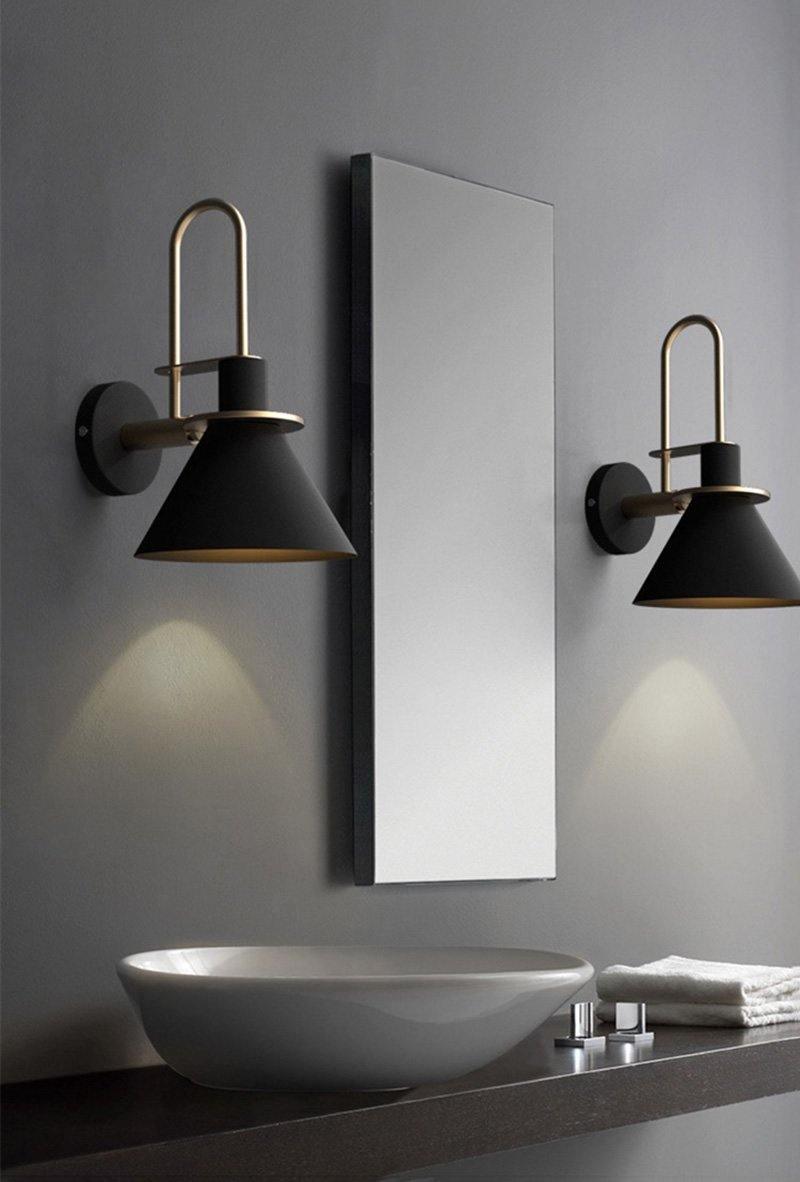 Lustra Wall Lamp Black Gold Minimalist
