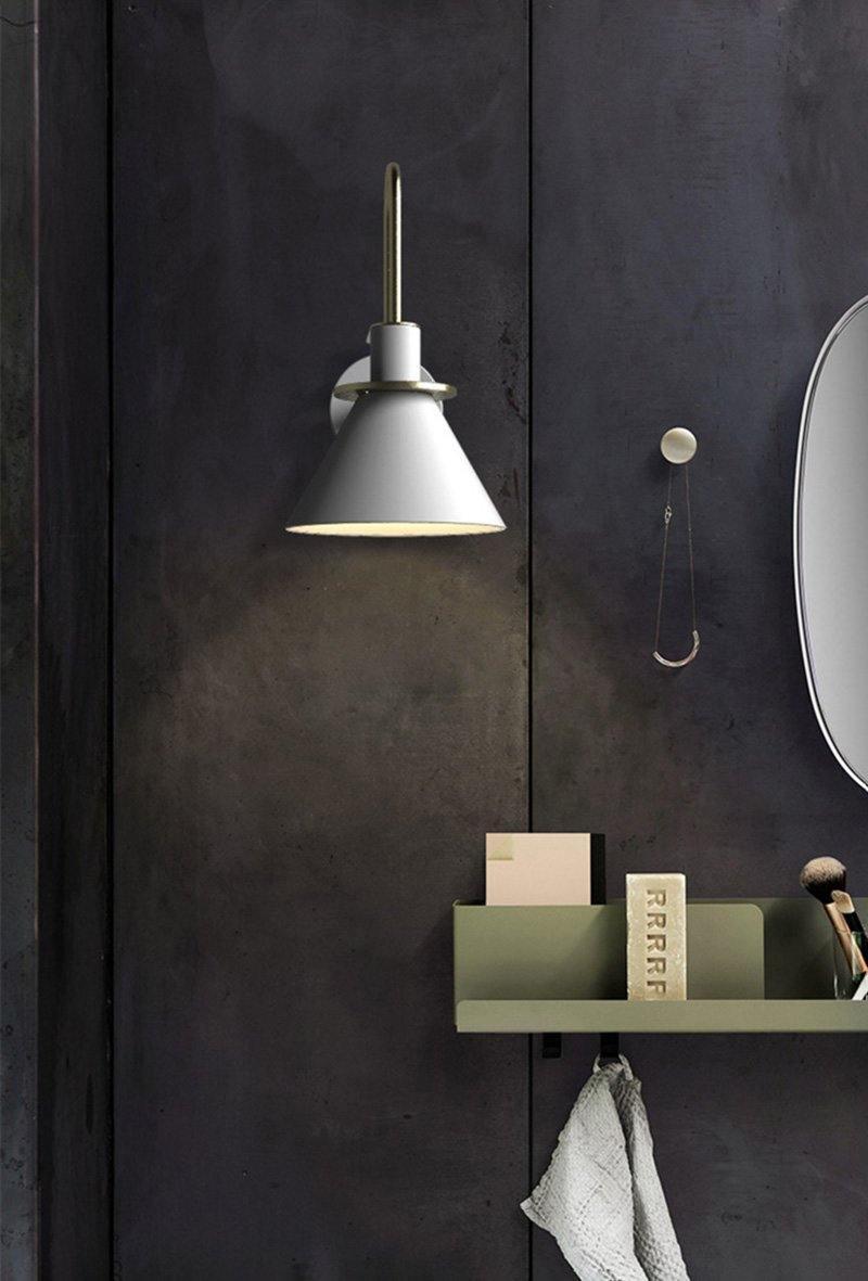 Lustra Wall Lamp Black Gold Minimalist