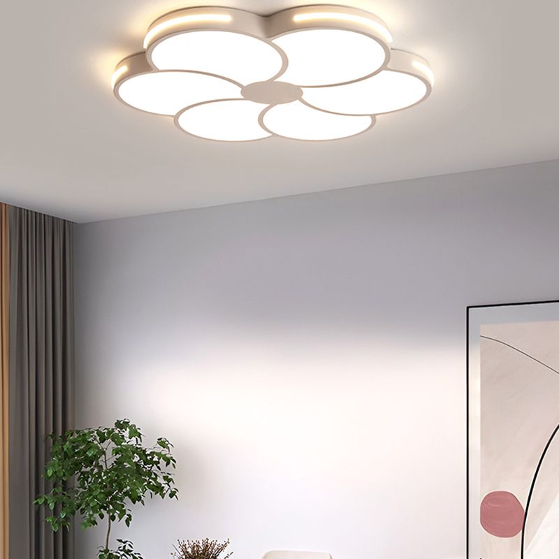 Arisha Modern Flower Acrylic Flush Mount Ceiling Light