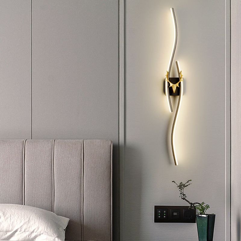 Arisha Modern Linear Vanity LED Wall Lamp