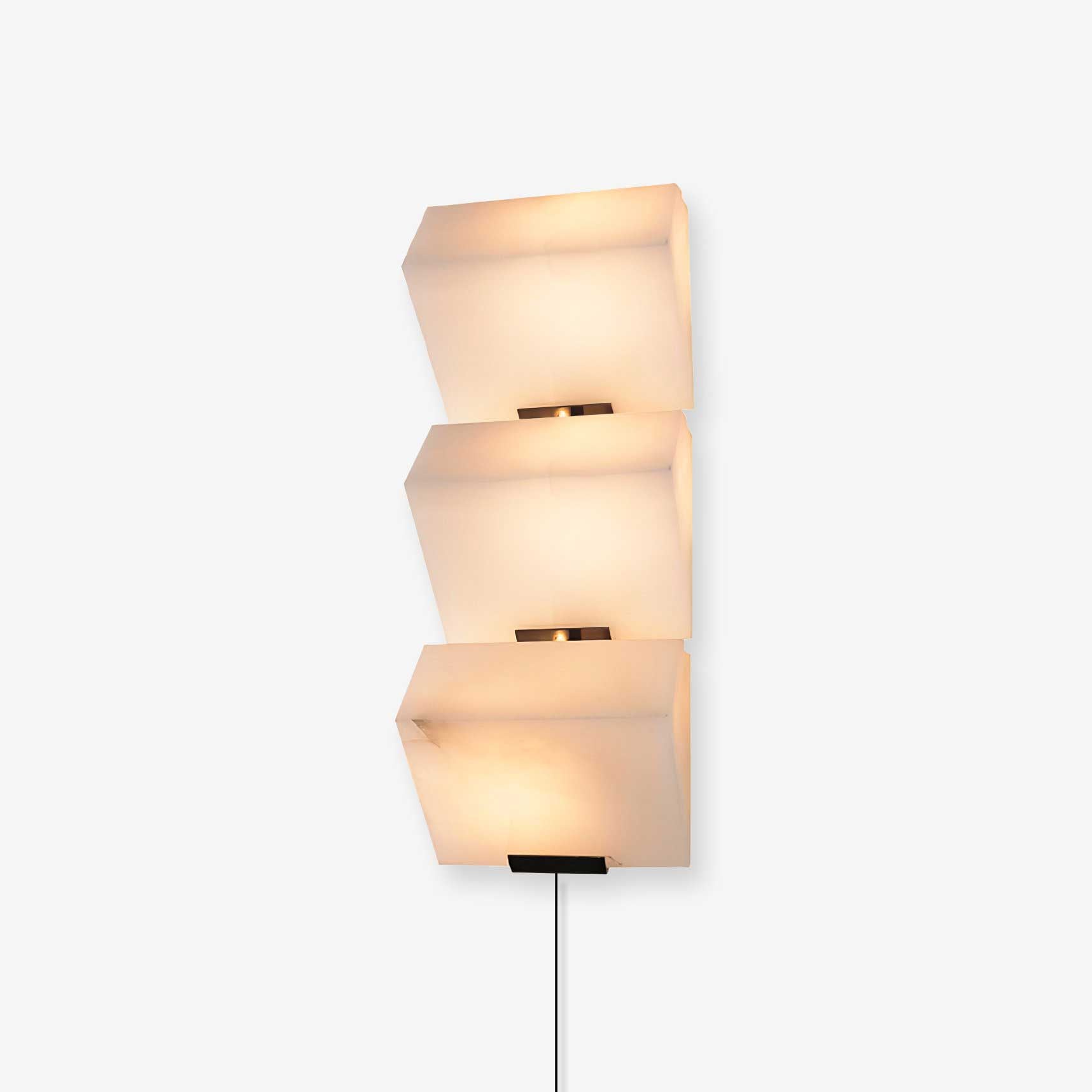 Dione Alabaster Wall Lamp