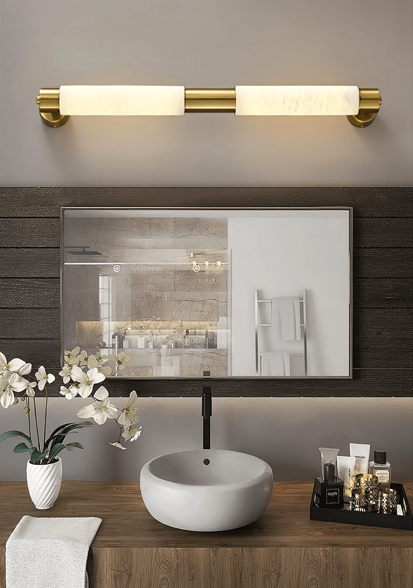 Eurthaeth Alabaster Brass Wall Light
