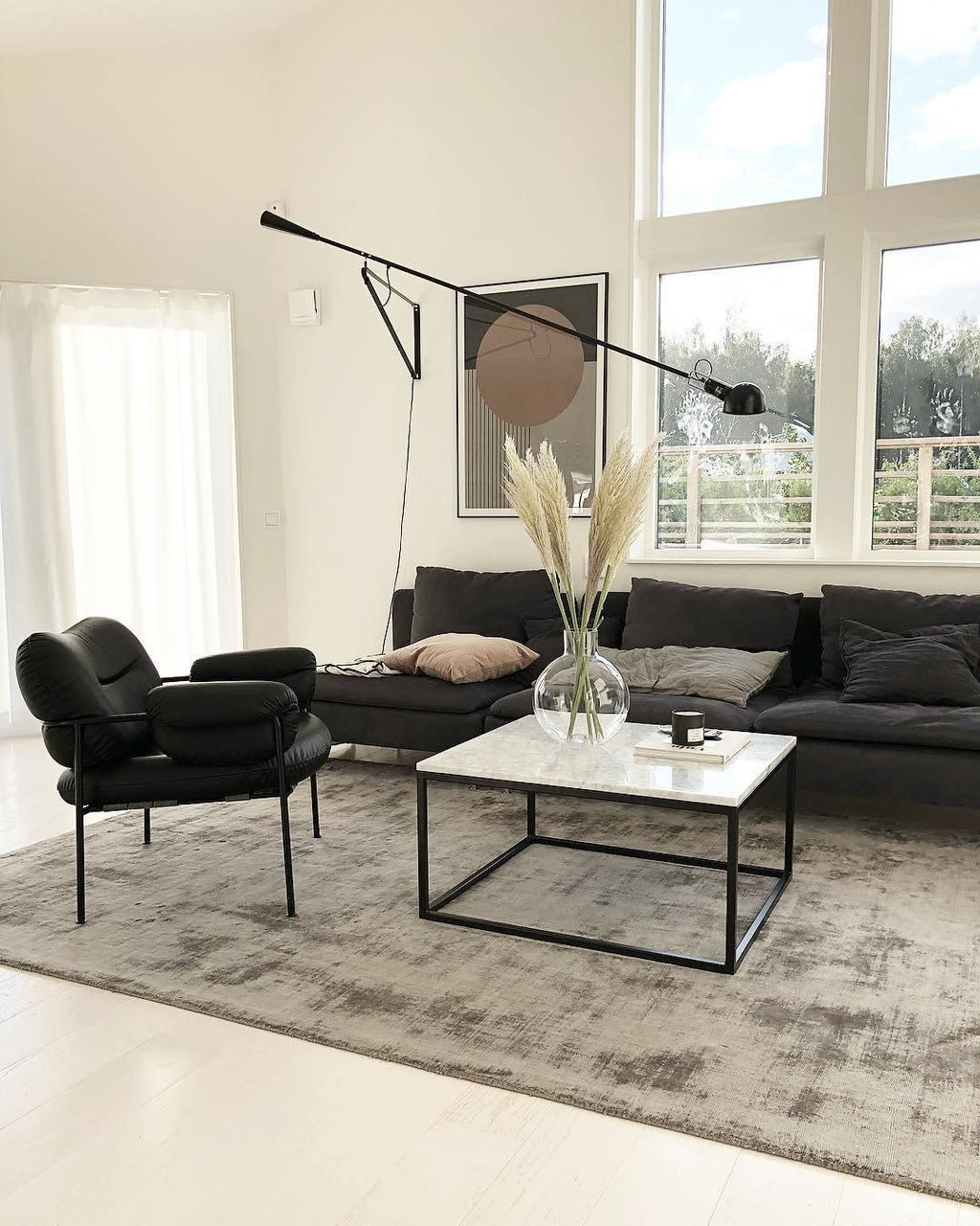 Aella Modern Minimalist Long Arm Wall Lamp