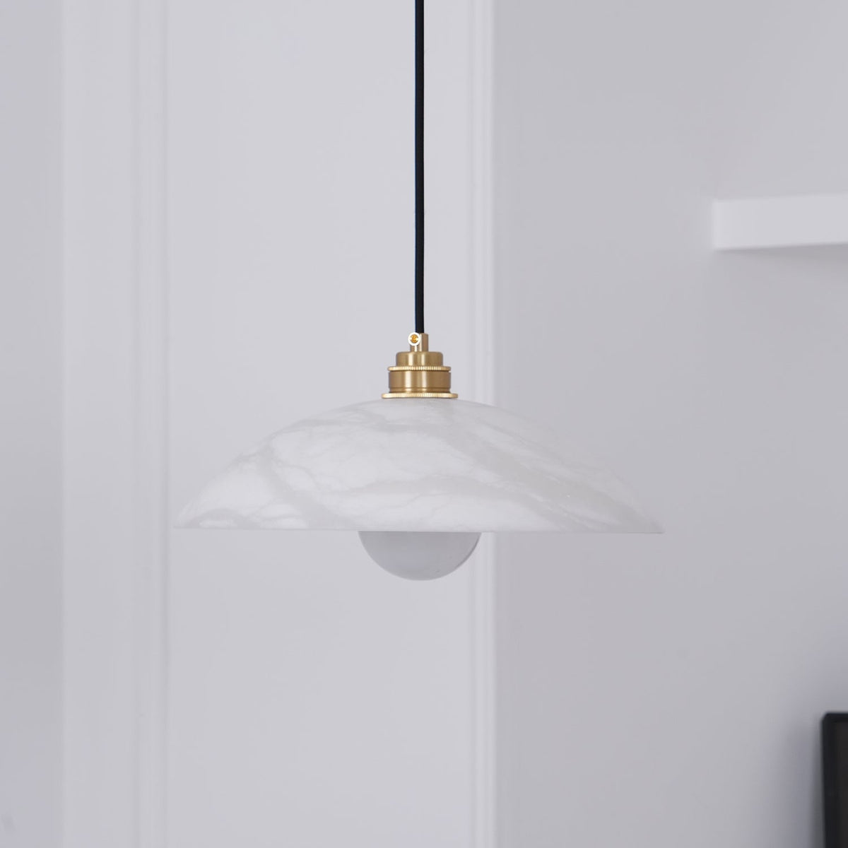 Orcariel Alabaster Pendant Light