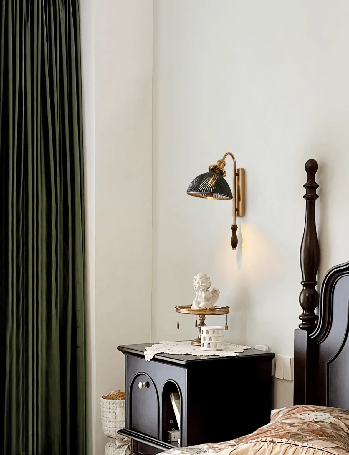 Alaric Modern Metal Glass Wall Lamp