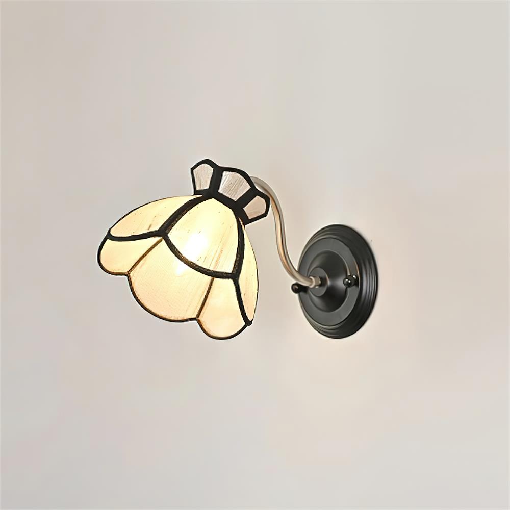 Alessio Wall Lamp Flowers Scallop