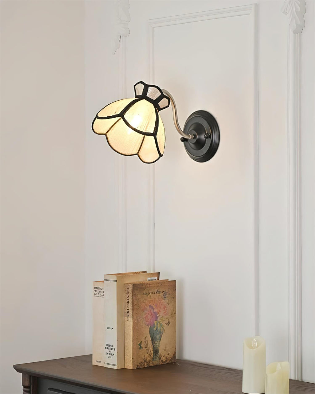 Alessio Wall Lamp Flowers Scallop