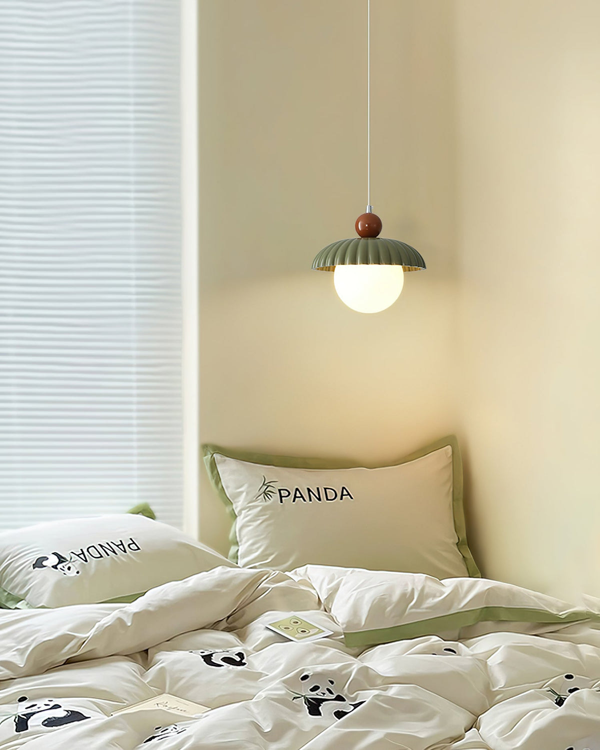 Alien Retro Charm Pendant Light