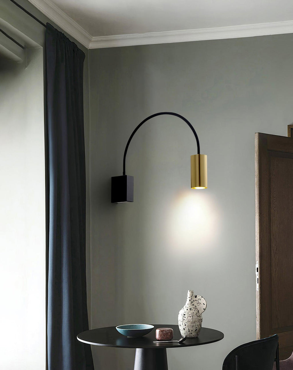 Zevace Contemporary Wall Lamp
