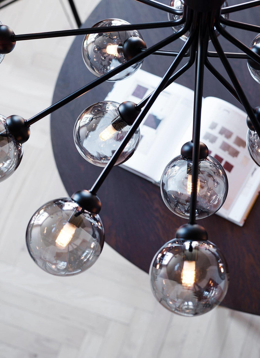 Lustra Pendant Lamp Glass Globe Cluster Brass