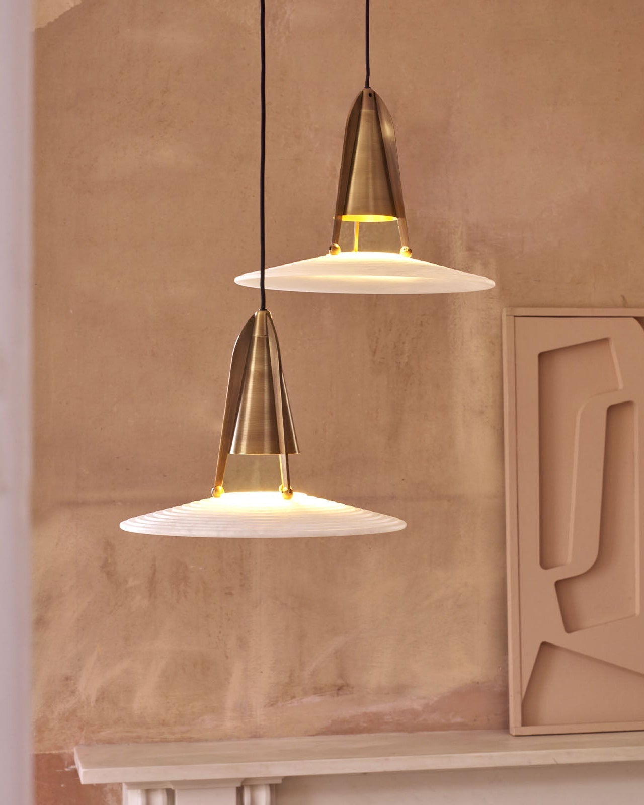 Aragon Pendant Light Alabaster & Fusion
