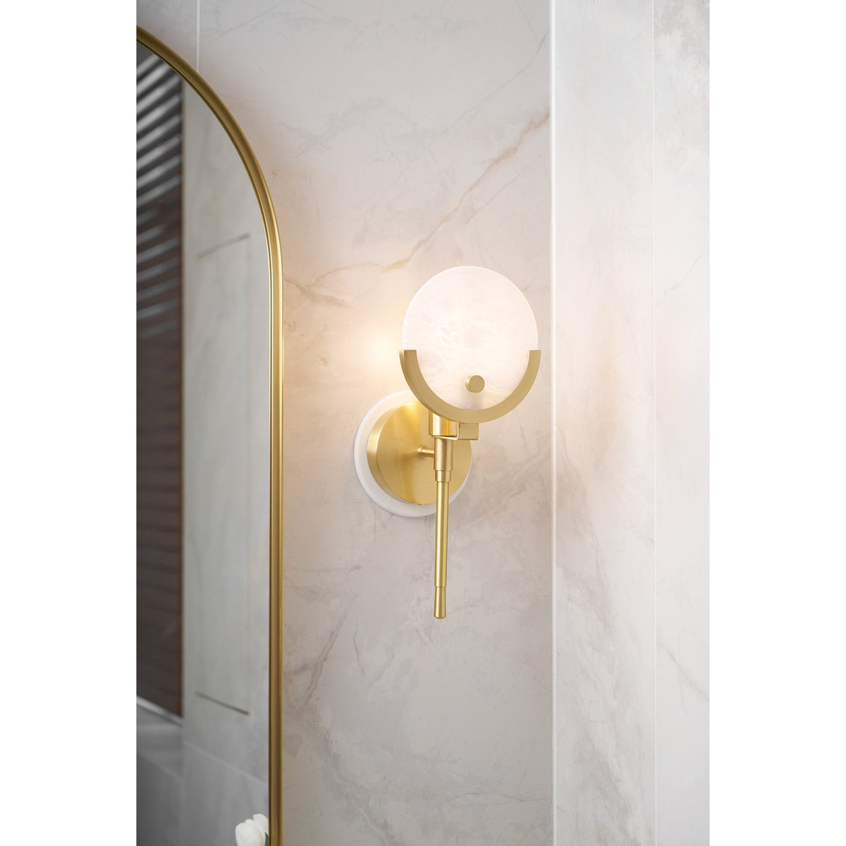 Ljomuvyo Modern Minimalist Brass Alabaster Sconce Wall Lamp
