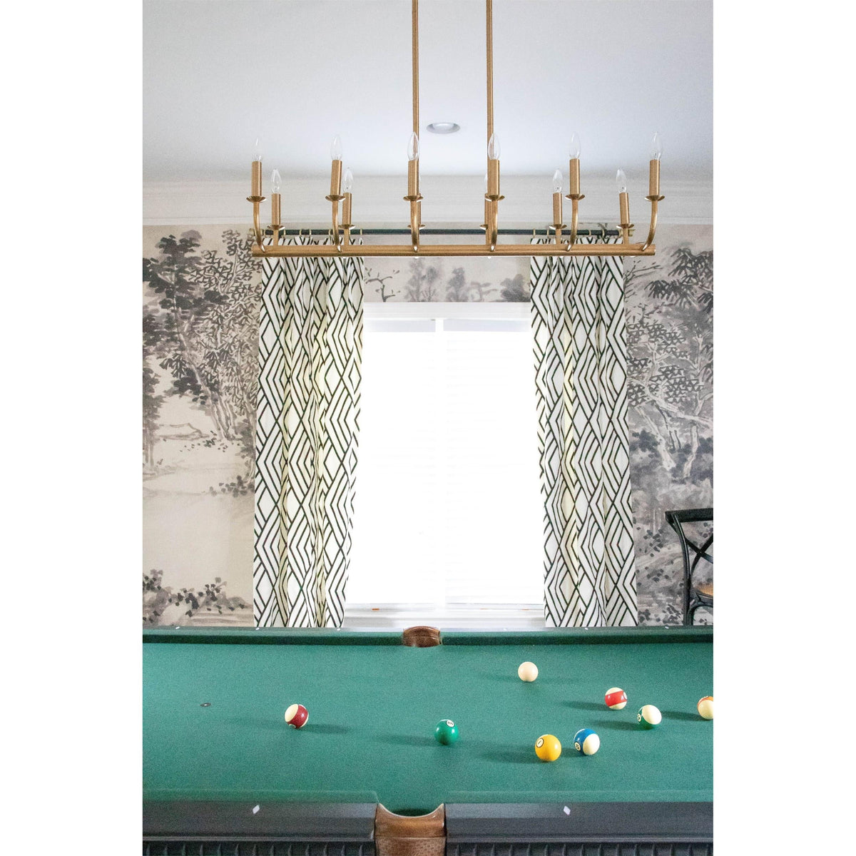 Xenuvyh Modern Minimalist Vintage Industrial Chandelier
