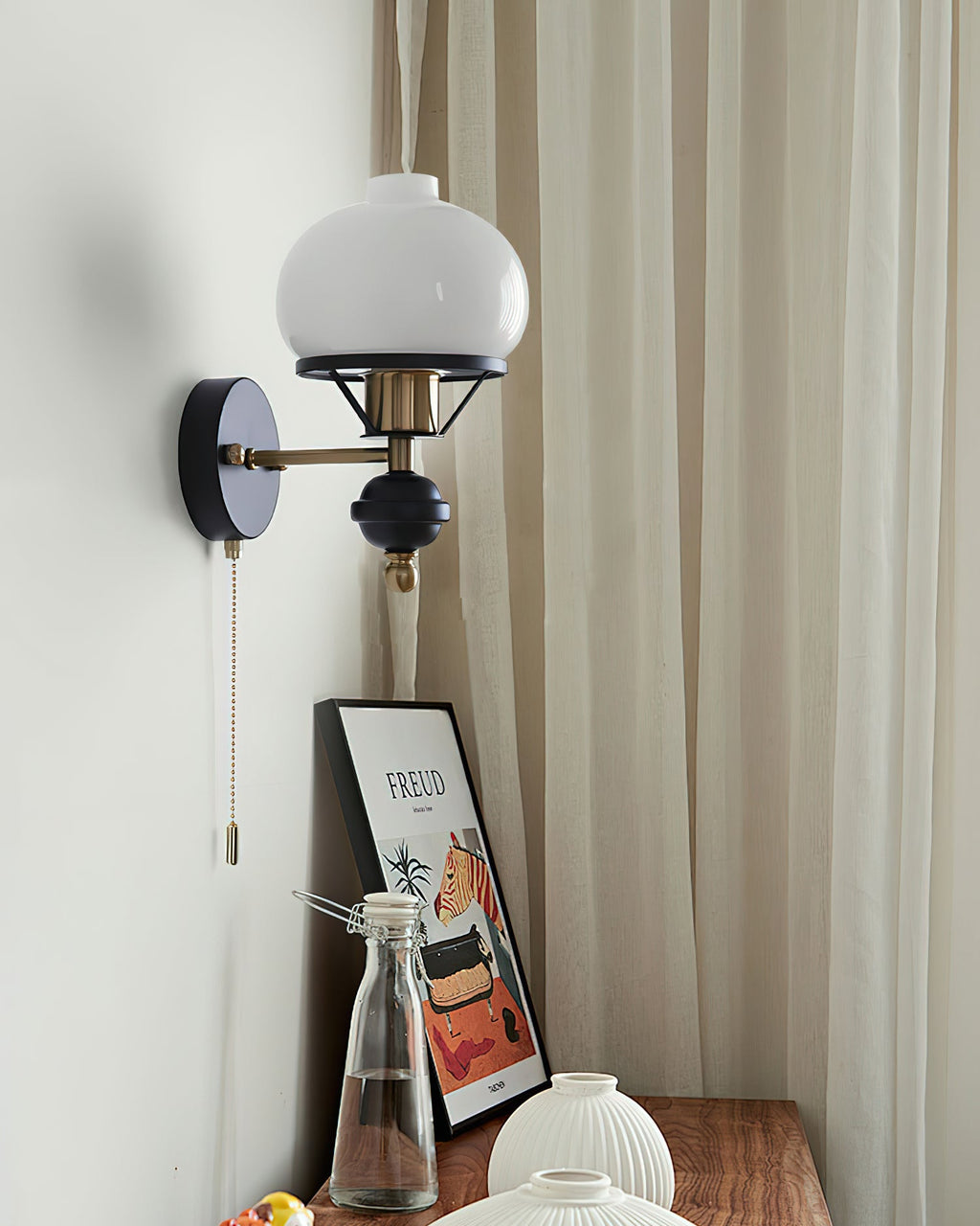 Aurum Balck Wall Light  pull-chain switch