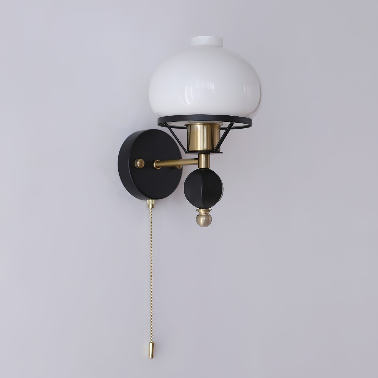 Aurum Balck Wall Light  pull-chain switch