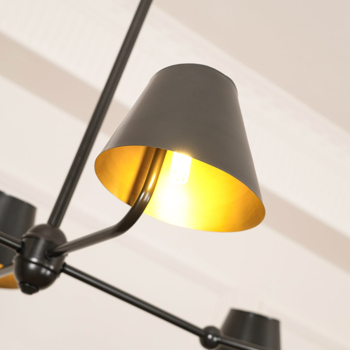 Vemarora Vintage Industrial Linear Chandelier