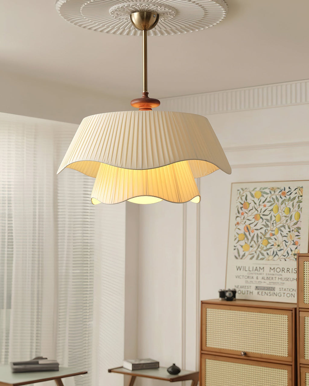 Aphais Premium Elegance Wood Pendant Lamp