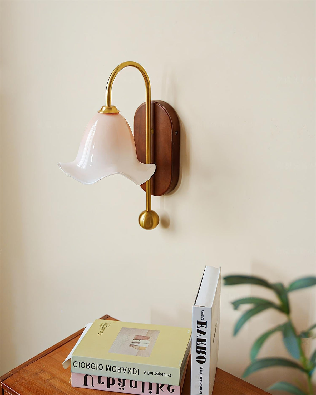 Bellora Wall Lamp Hand-Blown Floral Glass