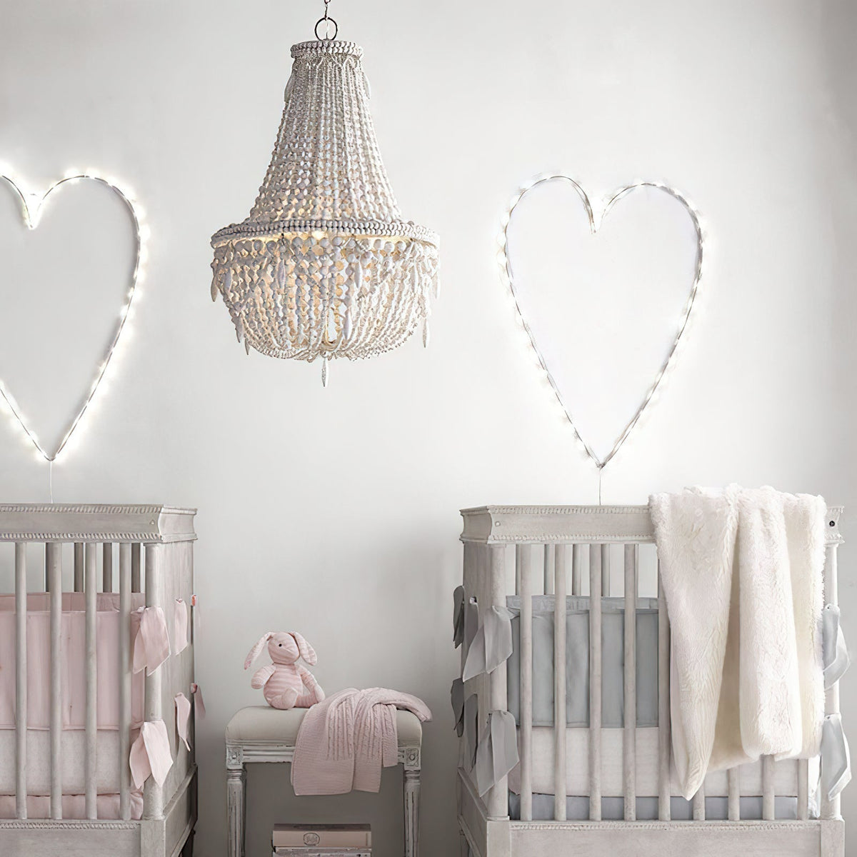 Eirikuvyu Postmodern Luxury Bead Wood Chandelier