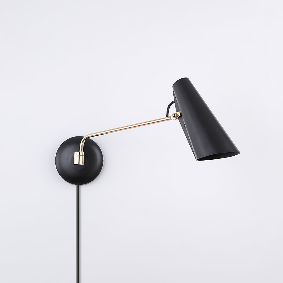 Izoren Elegance Birdy Plug-in Wall Lamp