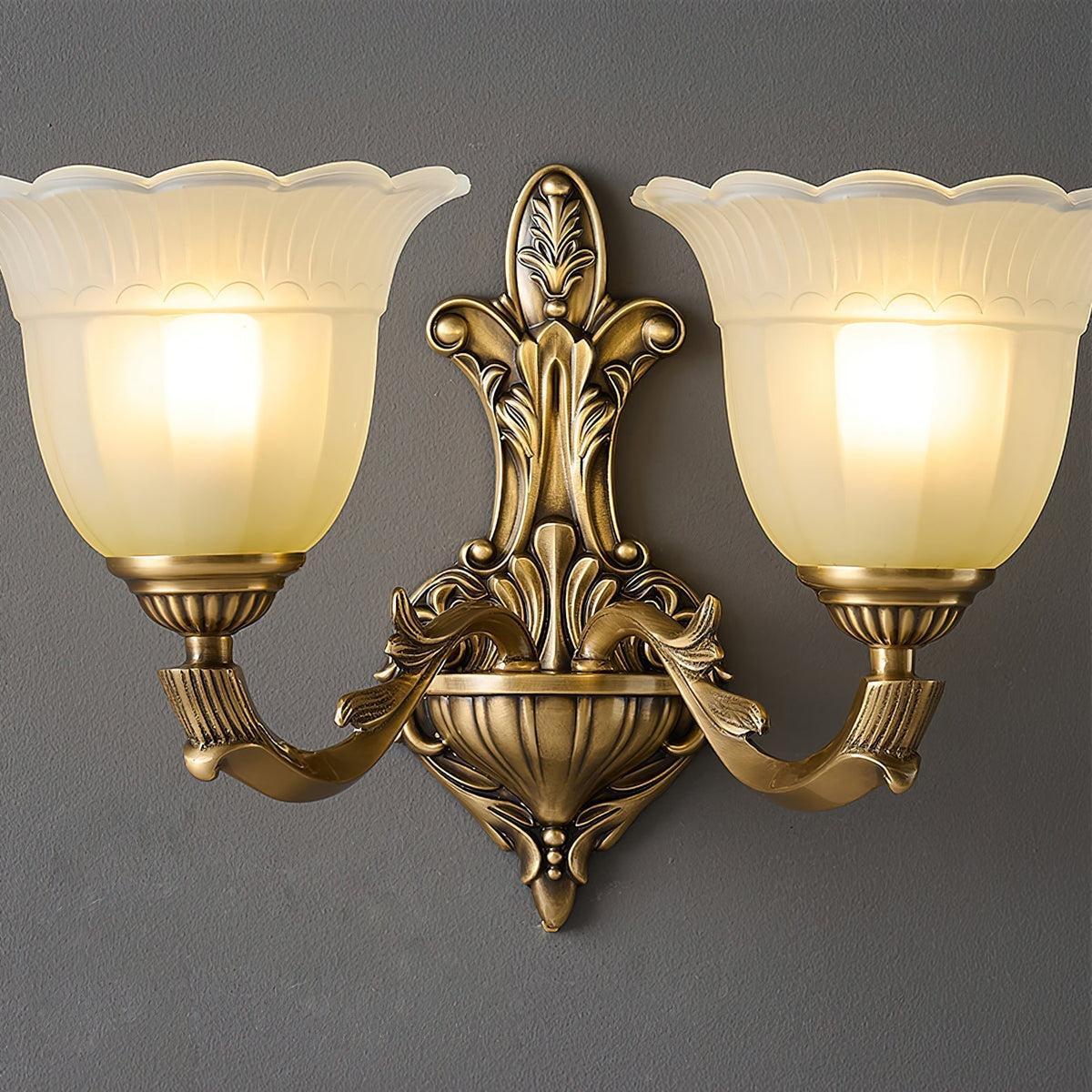 Sifuvyd Luxury Flower Brass Glass Sconce