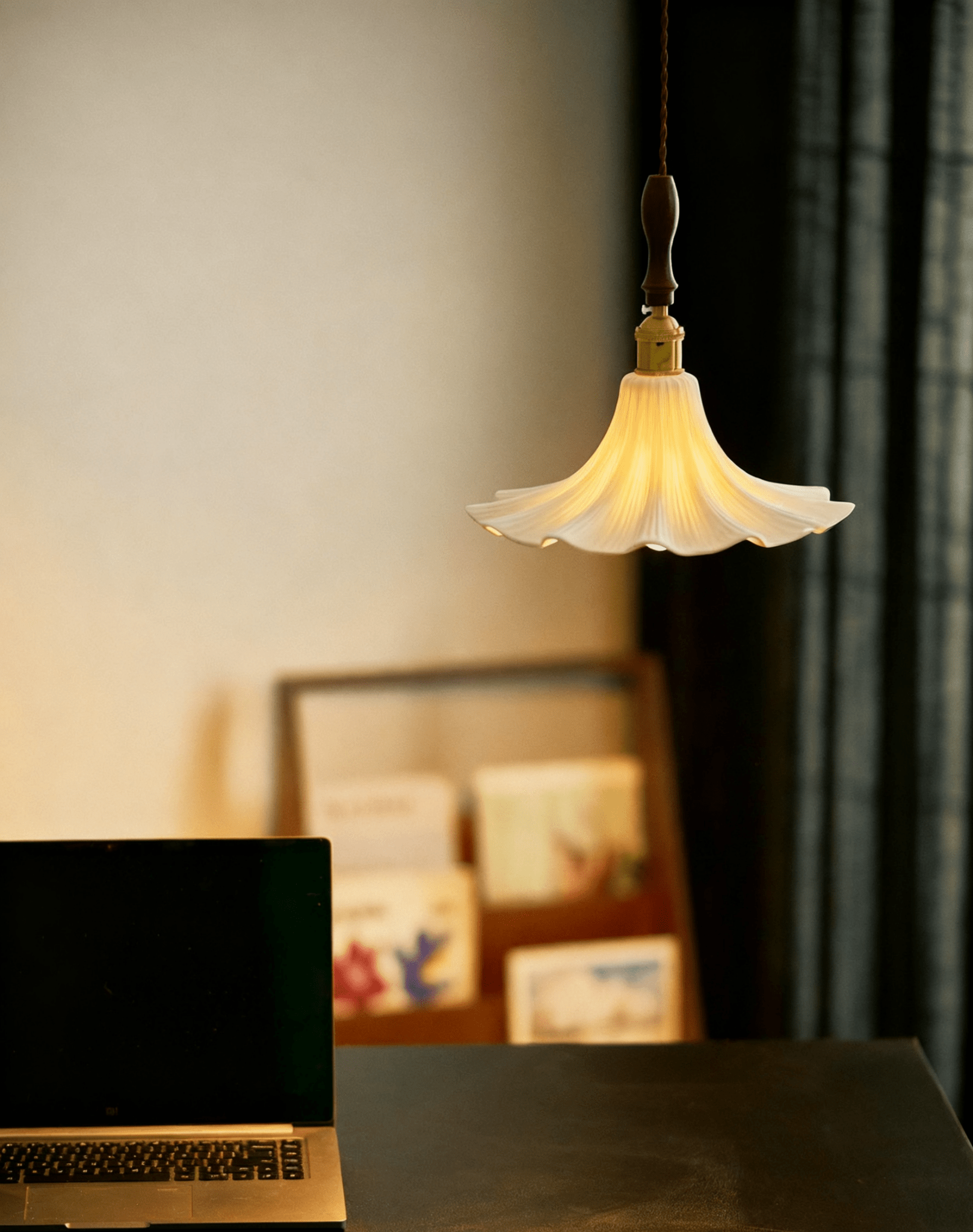 Bloom Vintage Metal Pendant Light