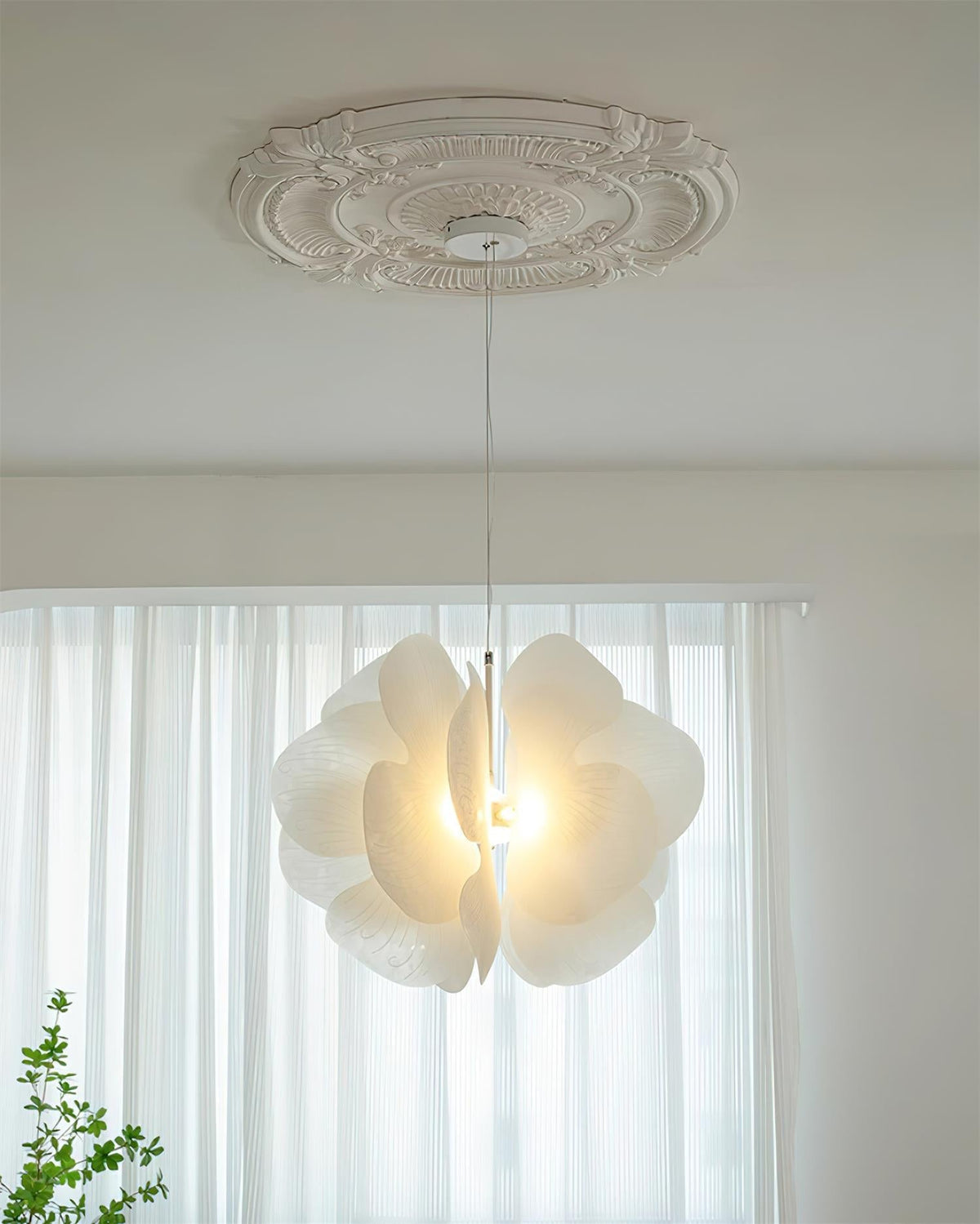 Bolide Pendant Lamp Petal Floral Organic