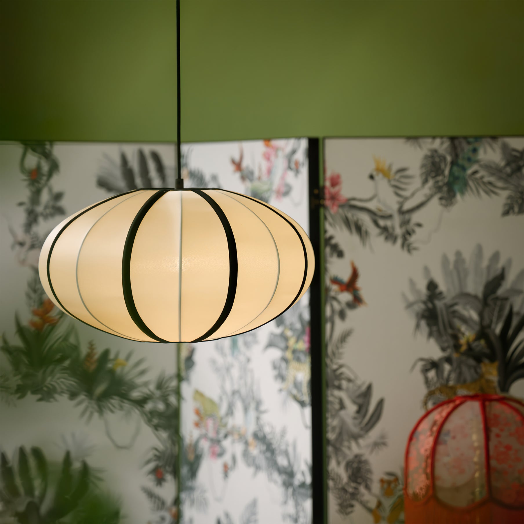 Viorace Fabric Futuristic Pendant Lamp