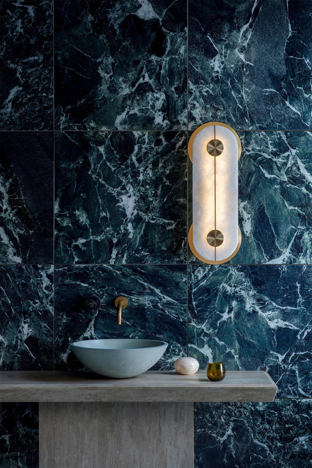 Auriel Modern Minimalist Brass Alabaster Wall Lamp