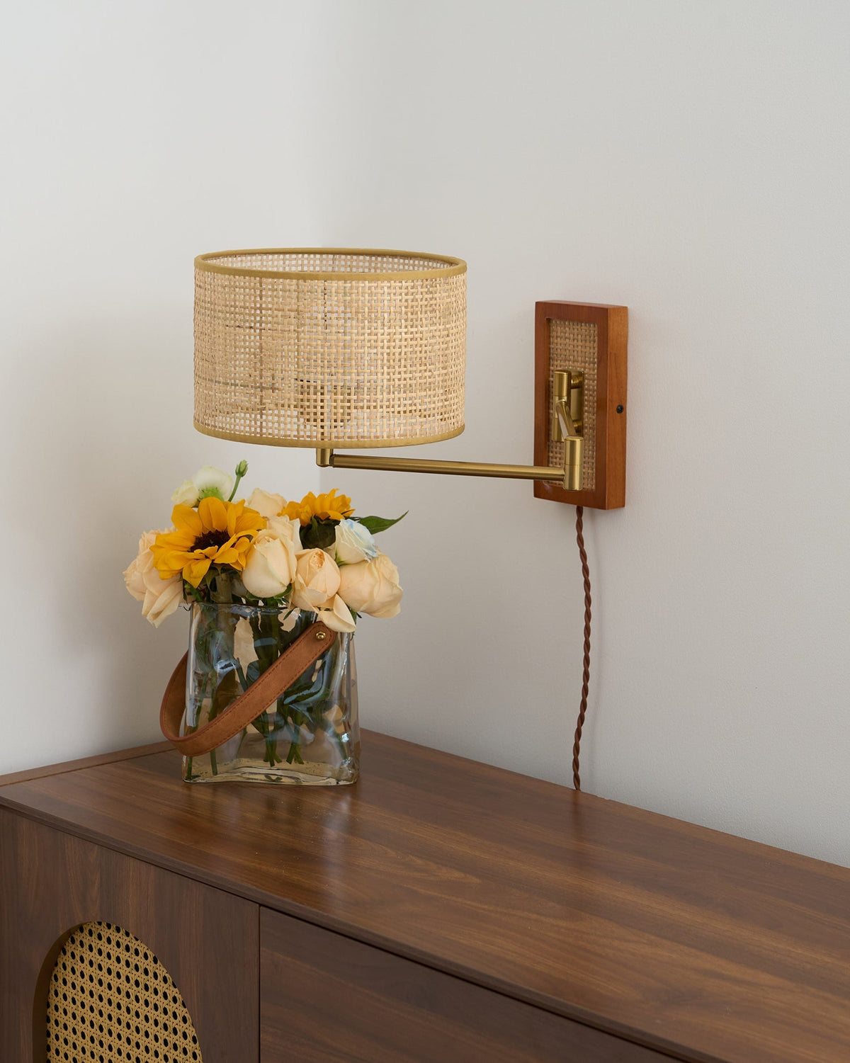 Rivaro Swing Arm Wall Lamp