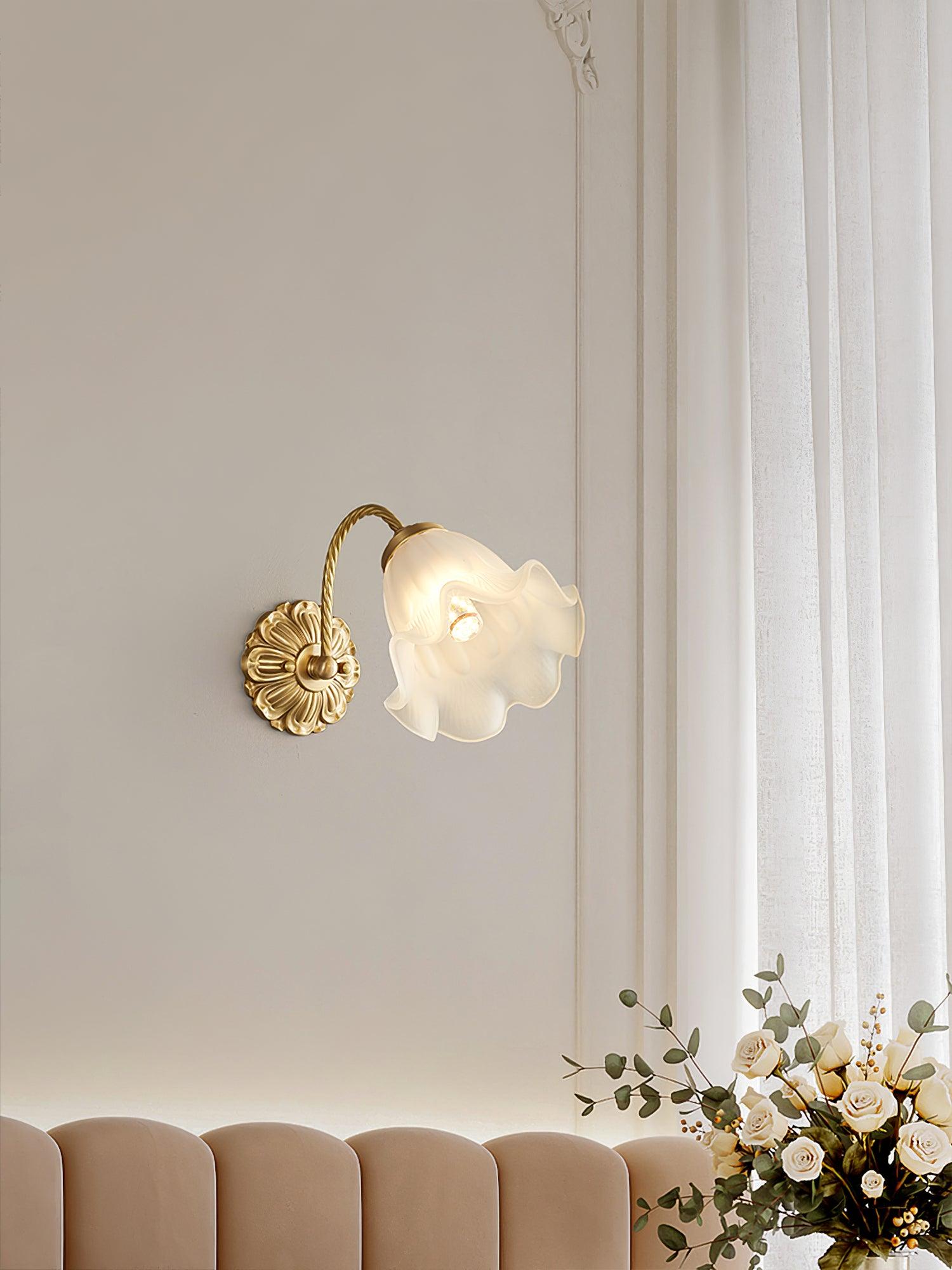 Florer Vintage Glass Sconce