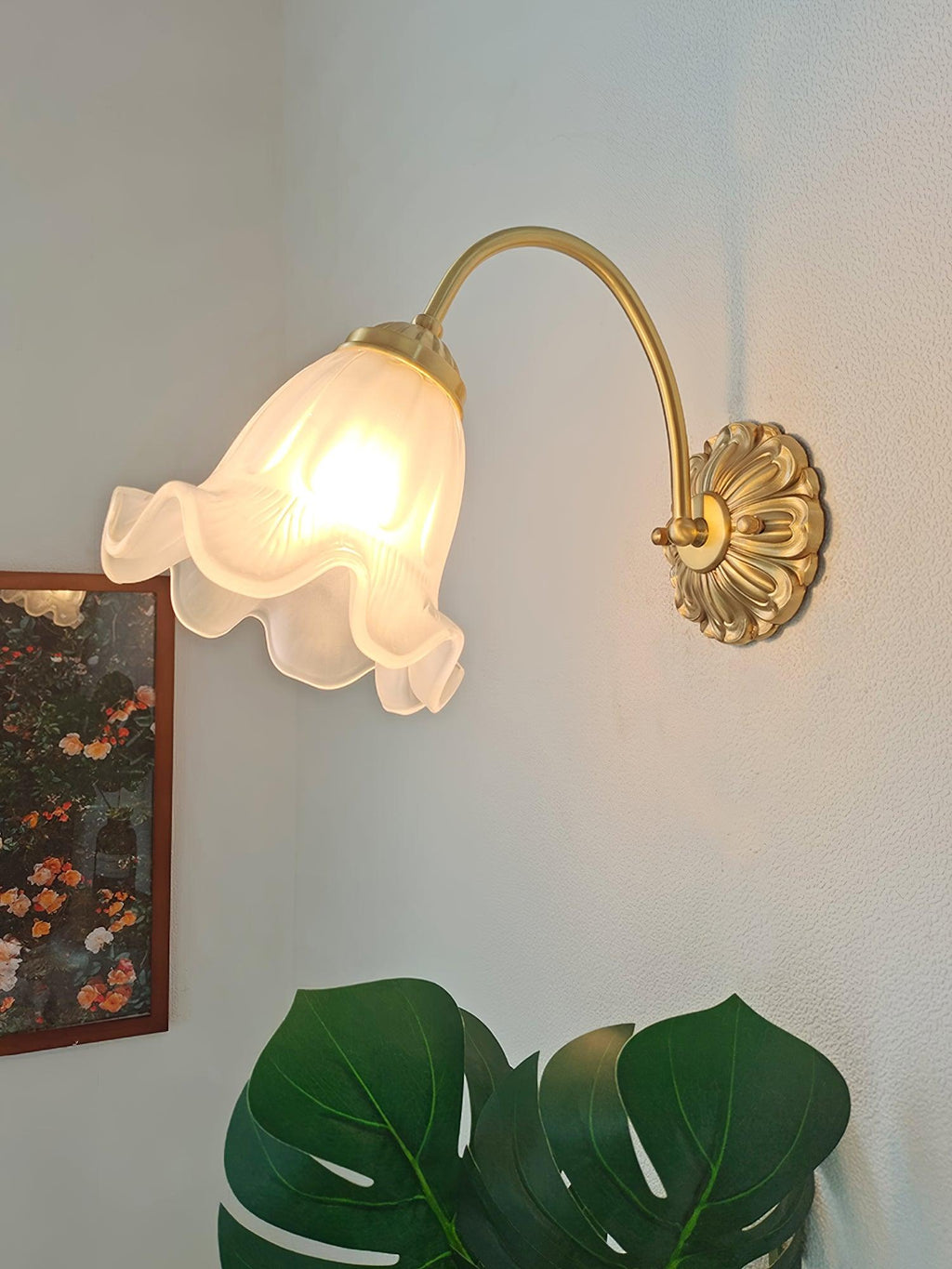 Florer Vintage Glass Sconce