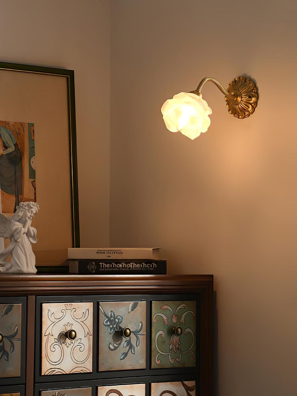 Drifte Brass Floral Luxury Wall Lamp