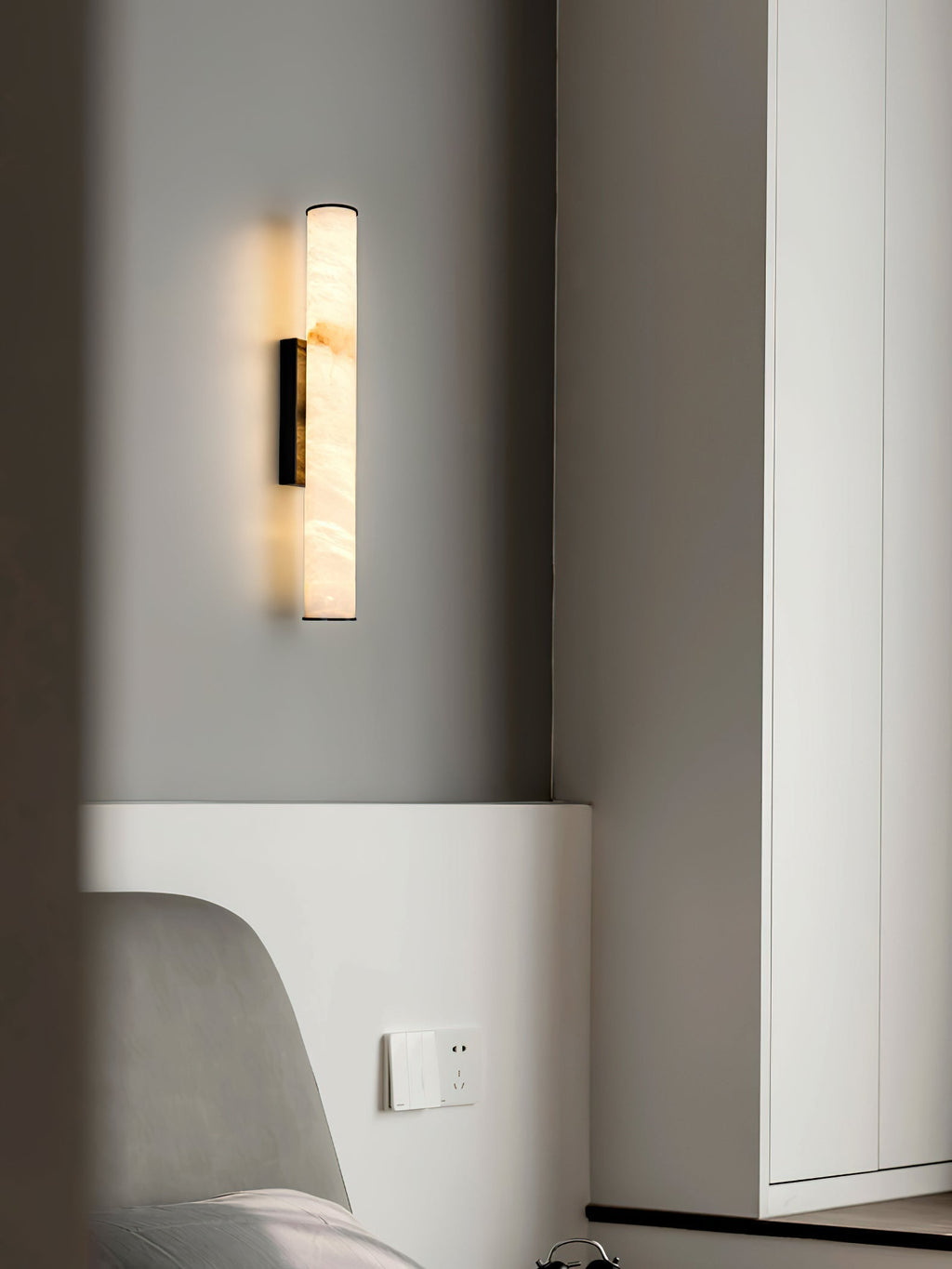 Arcus  Elegance Brass Alabaster Sconce Wall Lamp