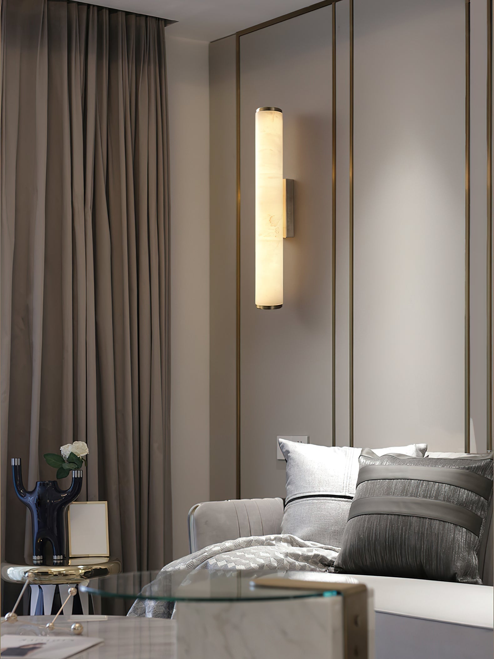 Arcus  Elegance Brass Alabaster Sconce Wall Lamp