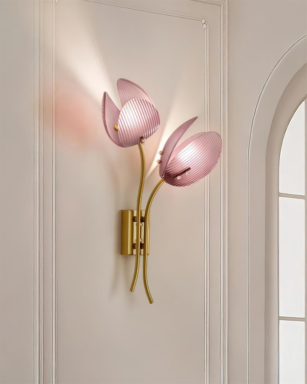 Calyssa Petal-Form Wall Lamp