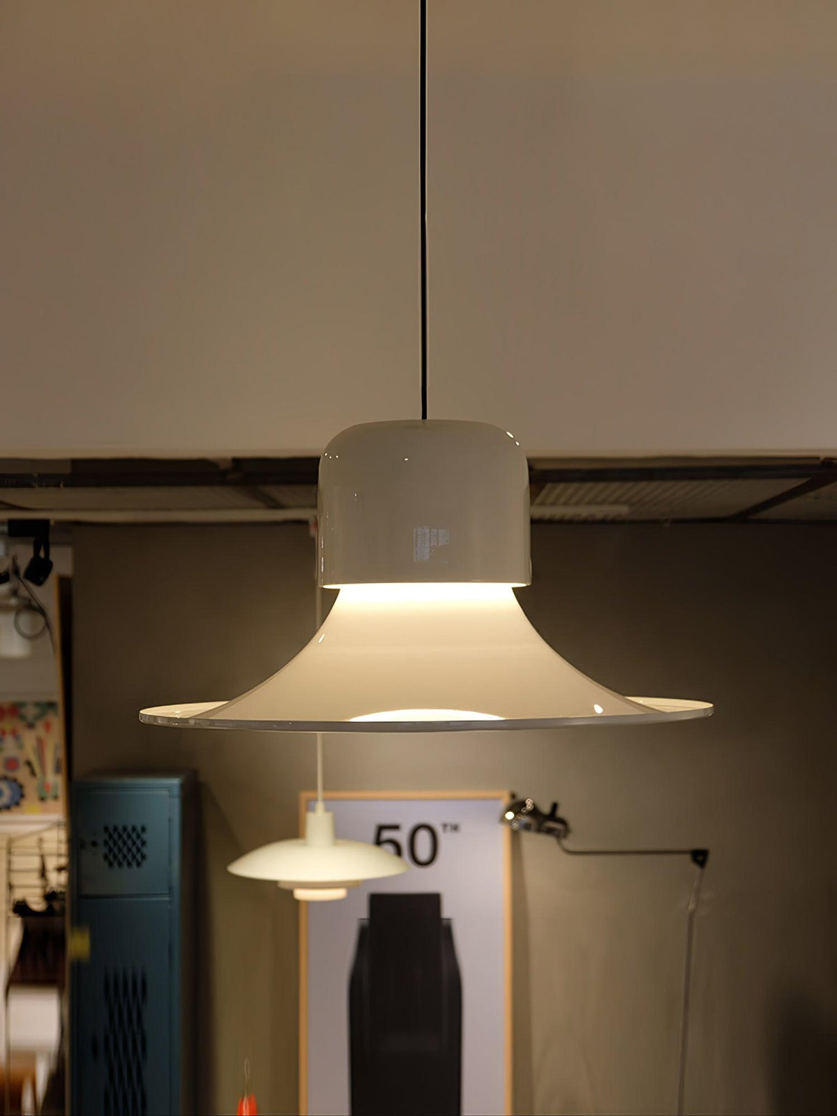 Lustra Pendant Light Aluminum Curved for Kitchen