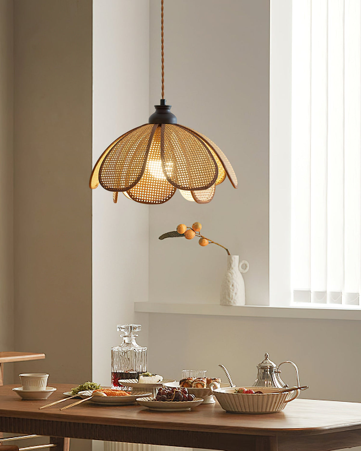 Capelina Pendant Lamp Rattan Petal Weave