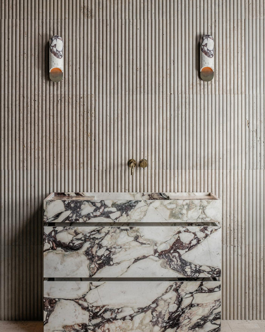 Capsule Wall Lamp Yellow Travertine Marble Brass