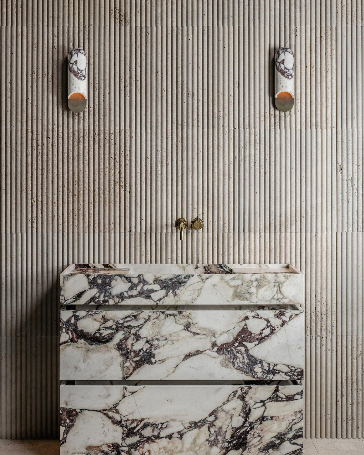 Capsule Wall Lamp Yellow Travertine Marble Brass