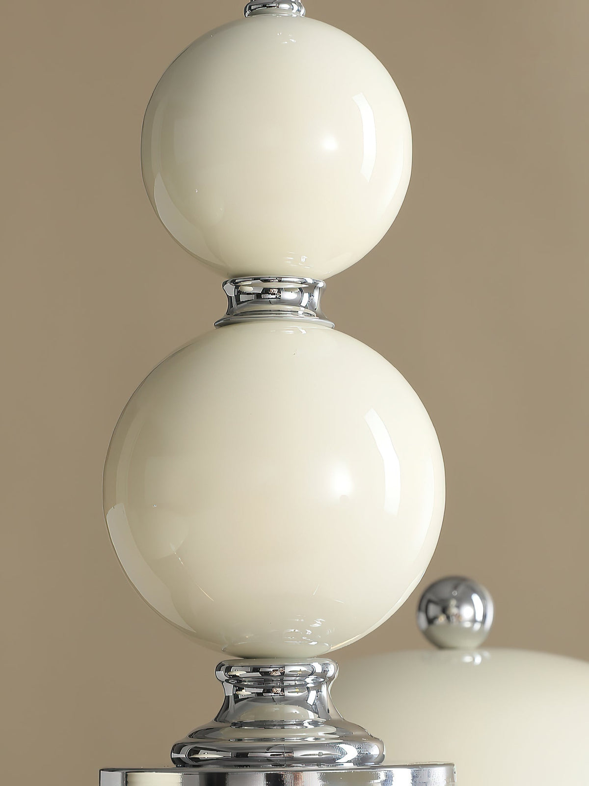 Celvara Modern Metal & Acrylic Chandelier