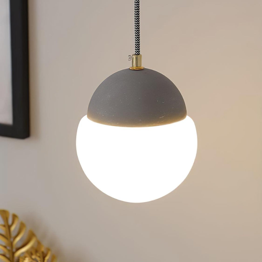 Ilraearis  Glass Pendant Light
