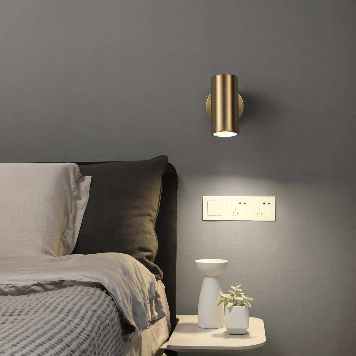 Frost Modern Minimalist Brass Sconce Wall Lamp