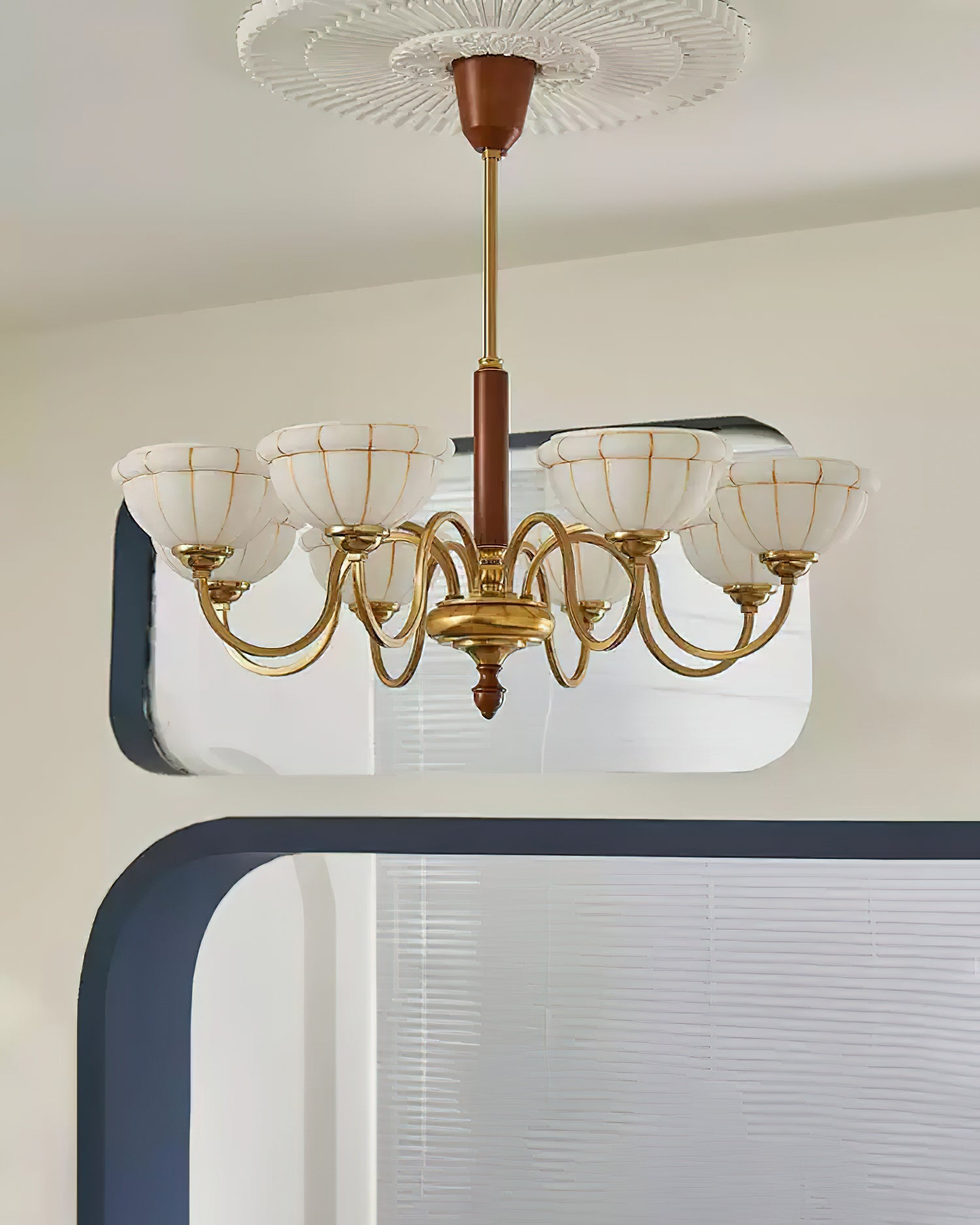 Charlie Chandelier Glass Flower Curved