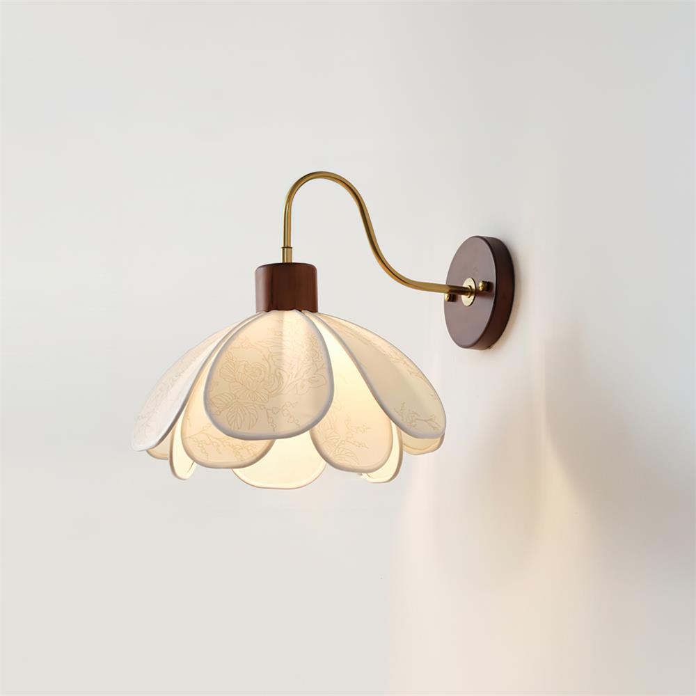 Ritta Vintage Floral Wall Lamp