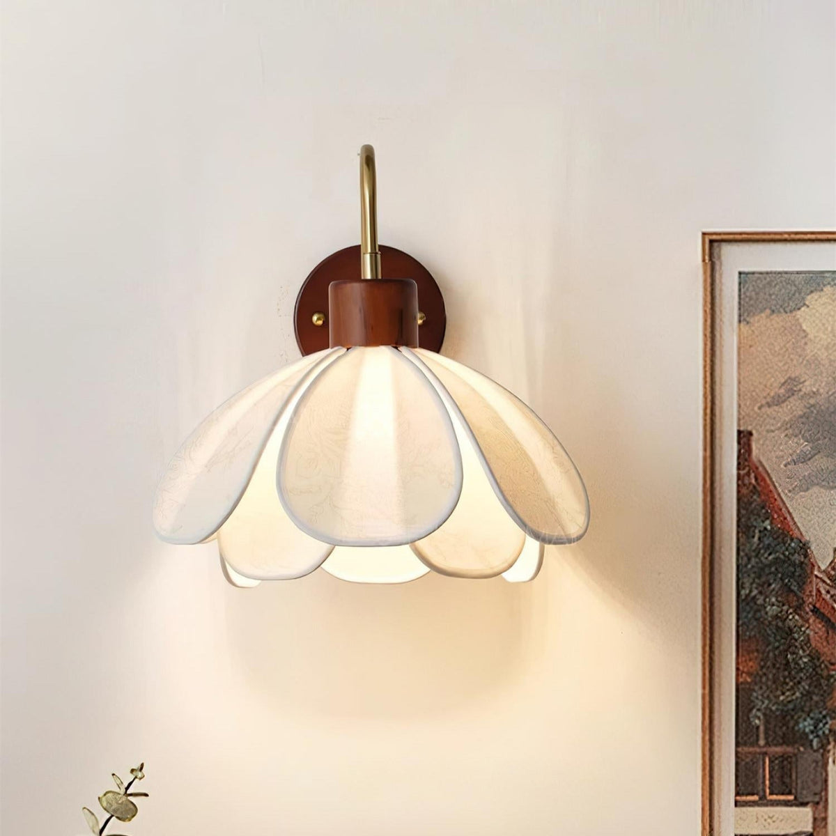Ritta Vintage Floral Wall Lamp