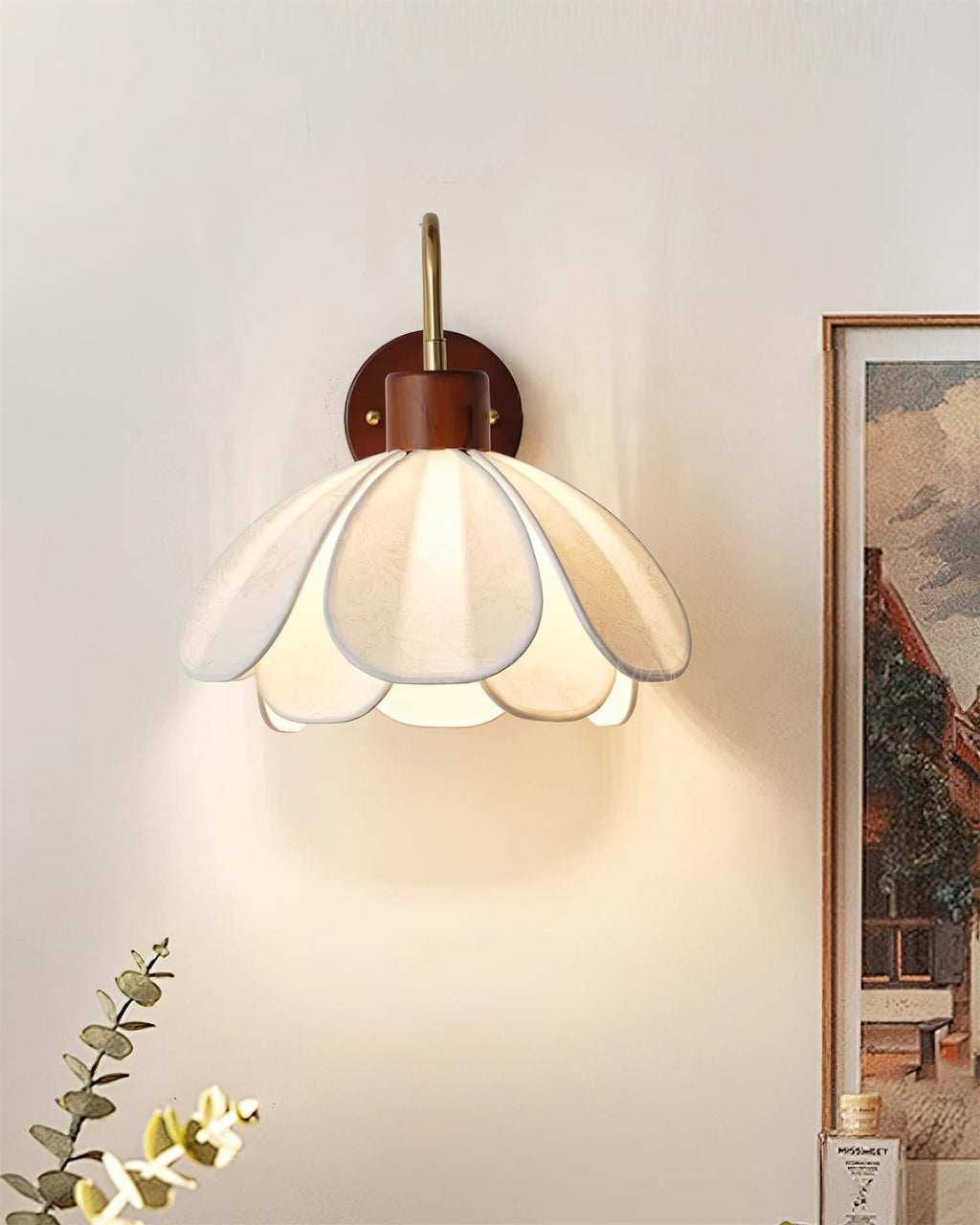 Florayne Vintage Floral Glass Wall Lamp