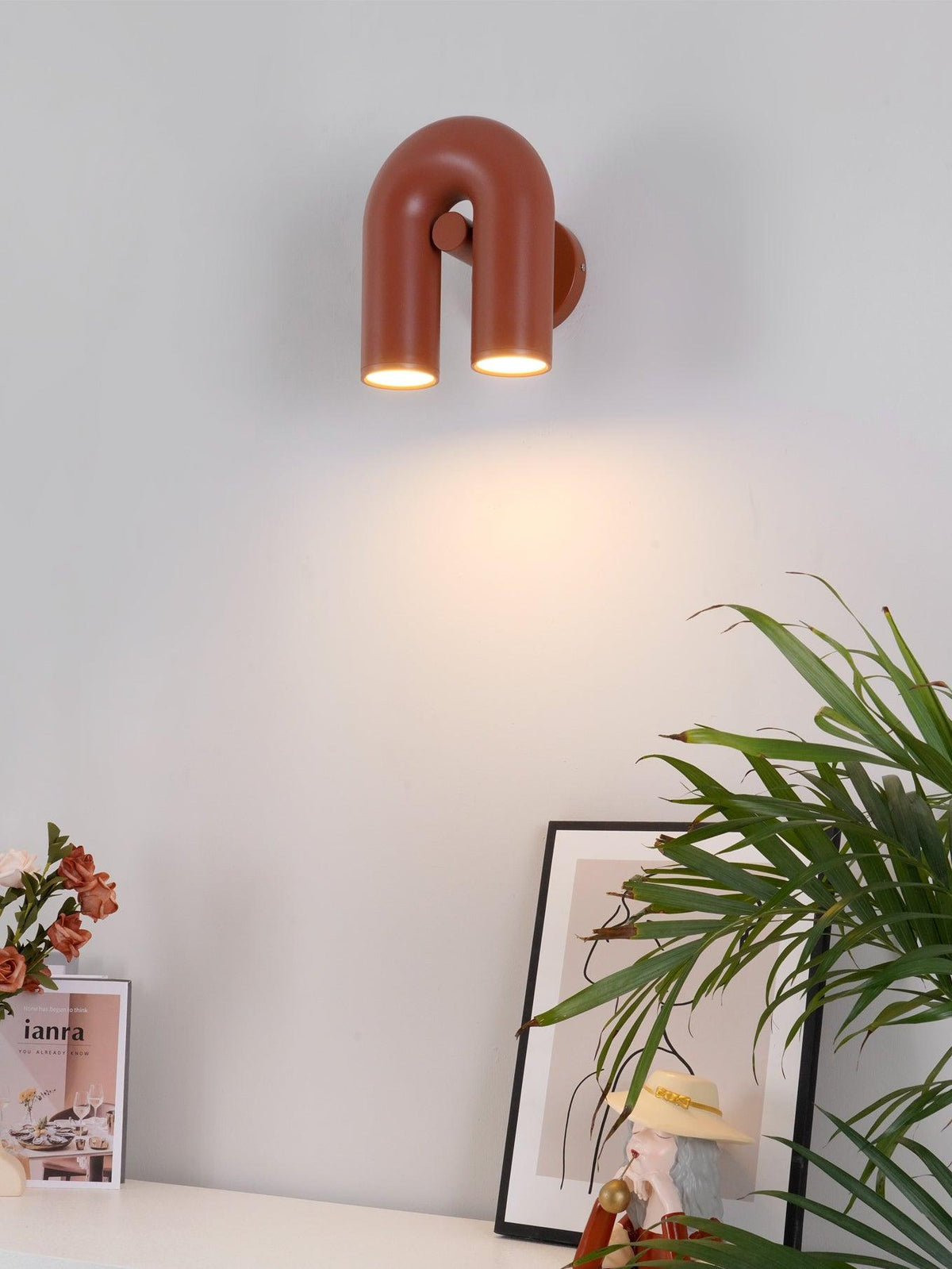 Kara Individual Creativity Wall Lamp