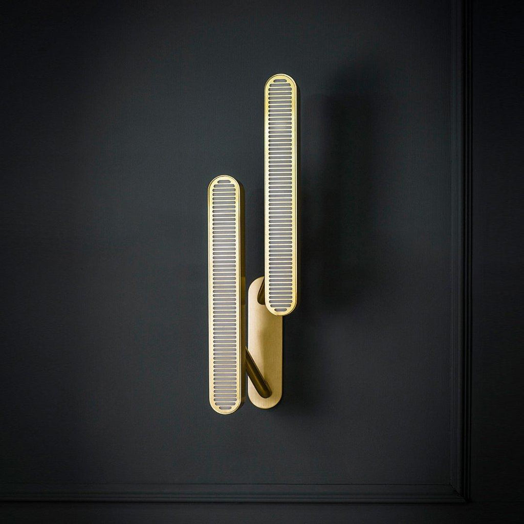 Lustra Wall Lamp Brass Slotted Grill