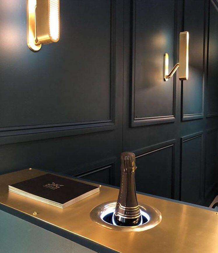 Lustra Wall Lamp Brass Slotted Grill